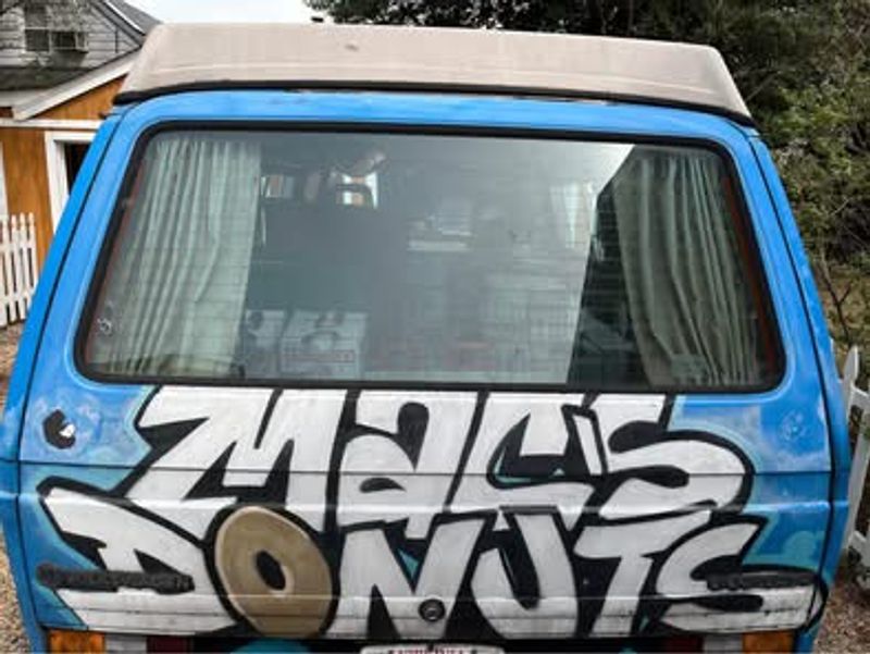 Picture 2/9 of a 1985 vanagon weekender for sale in Arlington, Virginia