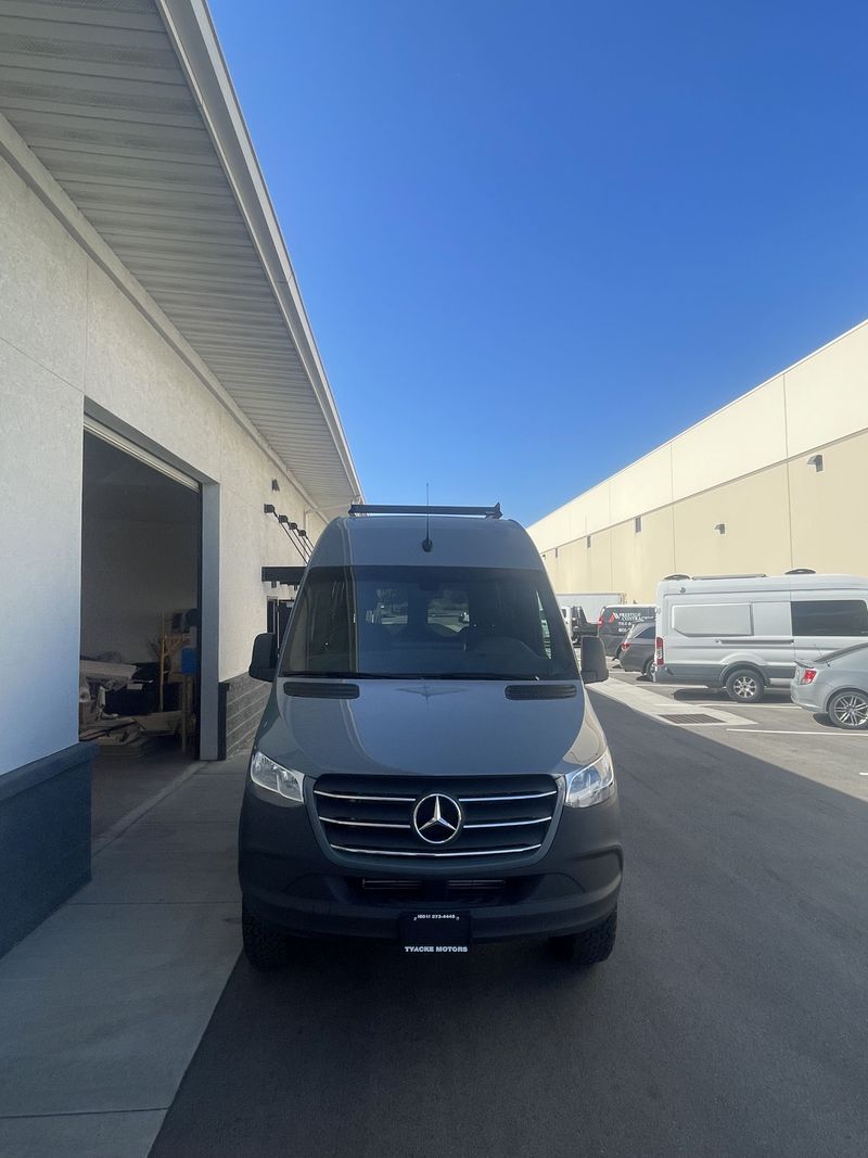 Picture 1/28 of a 4x4 Mercedes 144” Highroof for sale in Salt Lake City, Utah