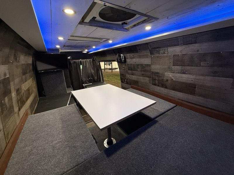 Picture 1/10 of a 2006 Mercedes/Dodge Sprinters Black & White Camper Vans (x2) for sale in Minneapolis, Minnesota