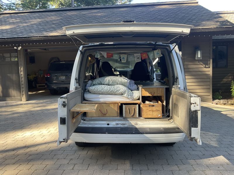 Picture 2/14 of a 2000 Chevy Astrovan AWD for sale in Whitefish, Montana
