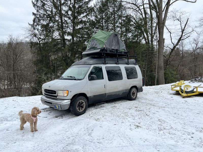 Picture 3/7 of a 1999 Ford E150 for sale in New Martinsville, West Virginia