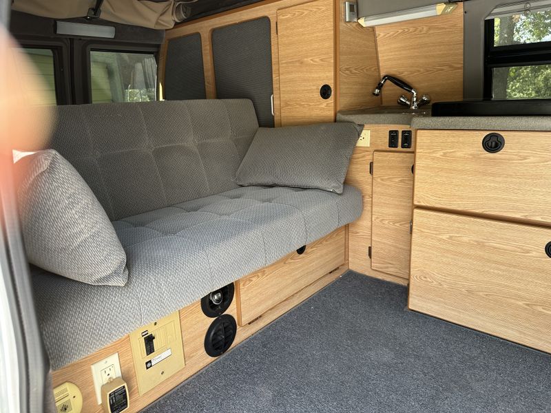 Picture 2/23 of a 07 Sportsmobile for sale in Sonora, California