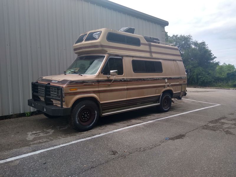 Picture 1/4 of a 1987 Ford E250 Fiesta Class B  for sale in Tallahassee, Florida