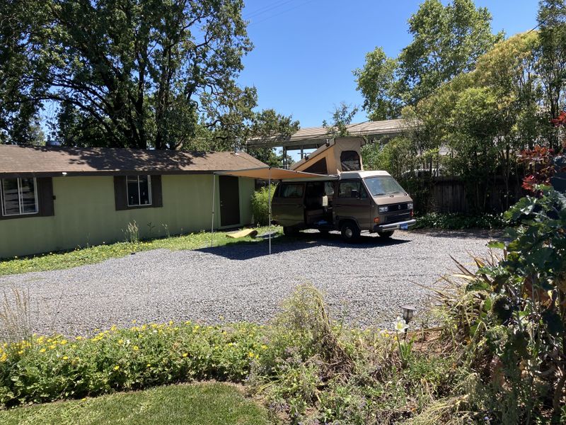 Picture 3/3 of a 1986 VW Westfalia Weekender for sale in Sebastopol, California