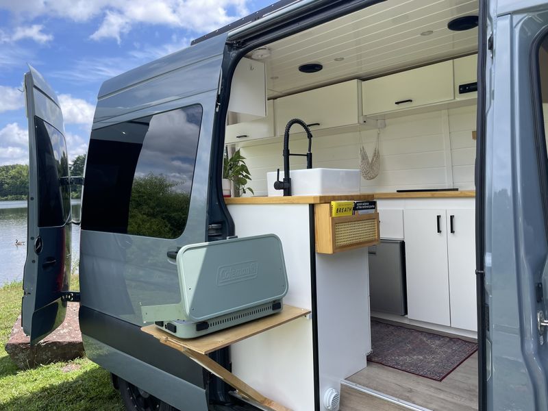 Picture 5/20 of a 2021 Mercedes Sprinter – Professionally Built for sale in Montclair, New Jersey