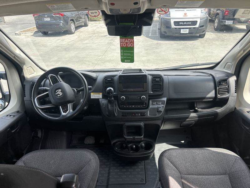 Picture 5/12 of a 2022 WINNEBAGO SOLIS 59PX - RV CAMPERVAN for sale in Los Angeles, California