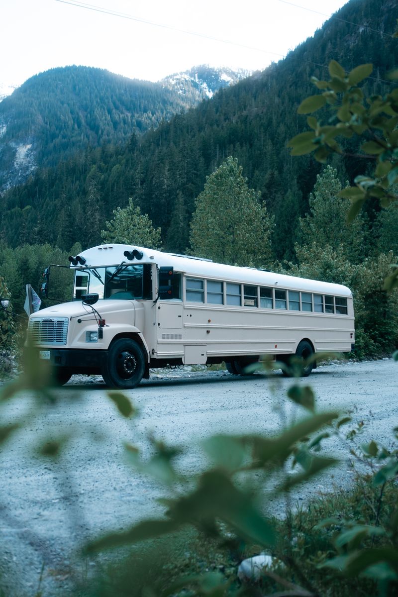 Picture 1/7 of a 2004 Freightliner Thomas School Bus for sale in Bellingham, Washington
