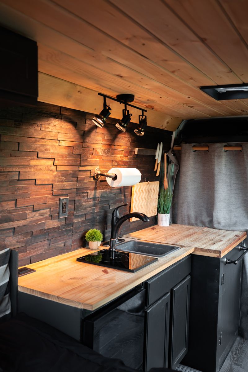 Picture 1/12 of a Brooklyn Loft 2019 Ram ProMaster-Hight Roof for sale in San Diego, California