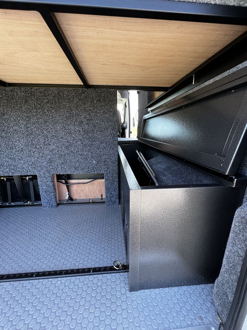 Picture 5/29 of a 2019 Dodge Promaster 2500 159” High Roof Campervan  for sale in Millerstown, Pennsylvania