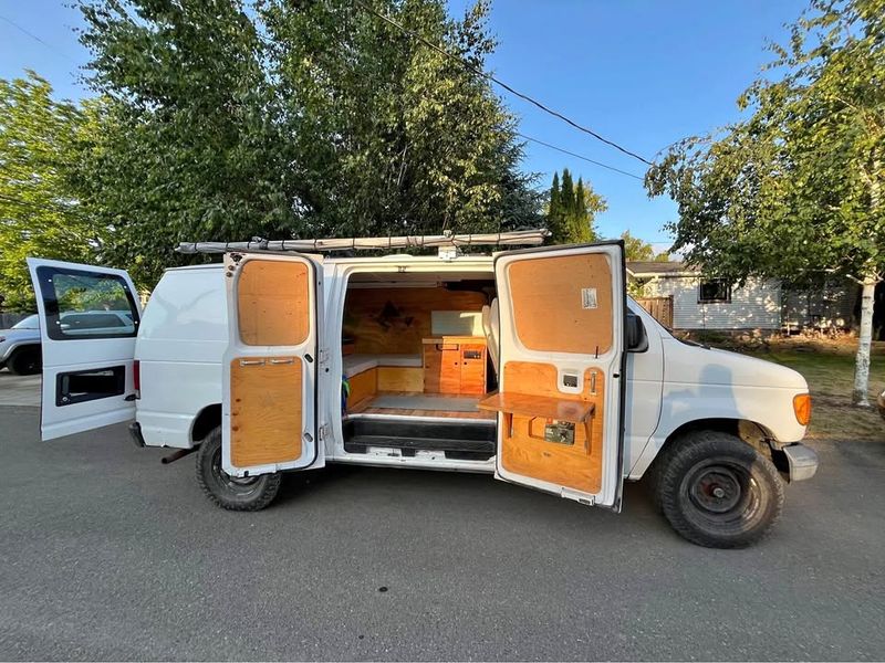 Picture 1/12 of a 2006 Ford E-250 Camper Van for sale in Kent, Washington
