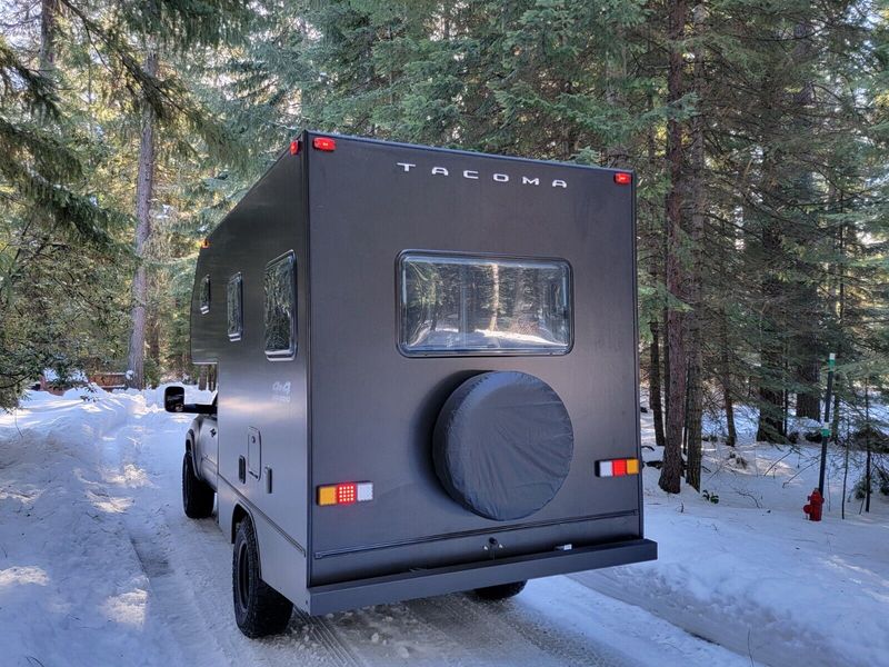 Picture 5/20 of a Toyota SR5 Super 4x4 Overland Off-Road Expedition Camper for sale in Revere, Massachusetts