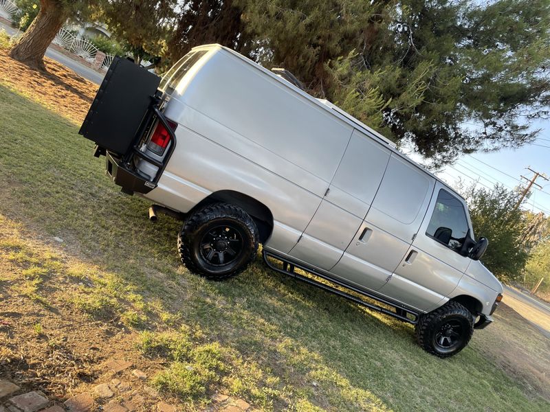 Picture 1/12 of a 2012 Ford e 150 for sale in Porterville, California