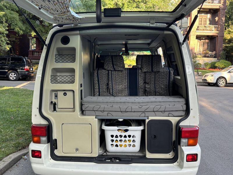 Picture 4/14 of a 2000 VW Eurovan Camper for sale in Louisville, Kentucky