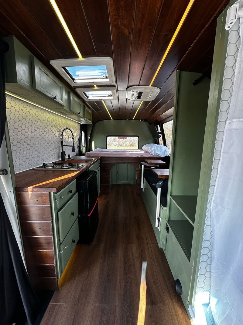 Picture 1/23 of a “The Green Goddess” – Stunning Turnkey Skoolie for sale in Phoenix, Arizona