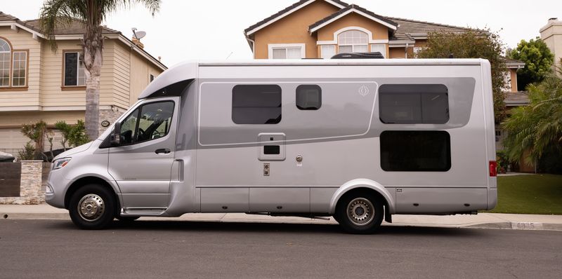 Picture 1/31 of a 2021 Leisure Travel Vans Unity RL - Rear Lounge Model for sale in Huntington Beach, California