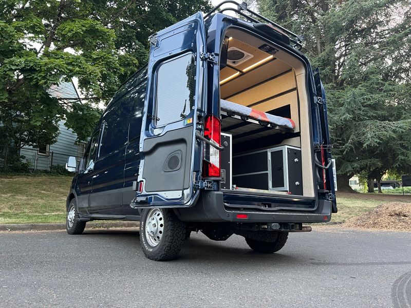 Picture 5/43 of a 4 Season High Top Ford Transit (2020) for sale in San Francisco, California