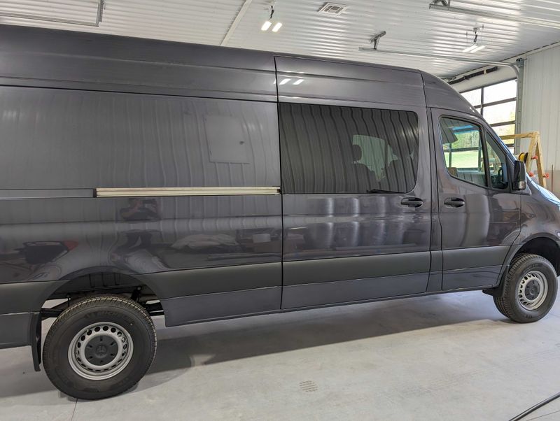 Picture 2/13 of a New 2022 Sprinter Crew 170 4×4 price reduced  for sale in Hopkinsville, Kentucky