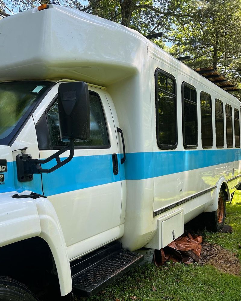 Picture 5/16 of a 2005 Chevy c5500 Duramax Diesel (90,000 miles) for sale in Boonton, New Jersey