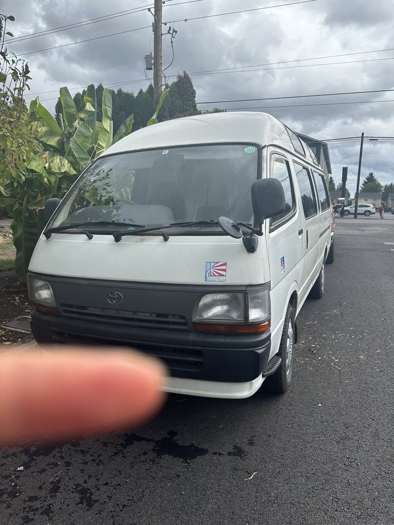 Picture 2/15 of a 1997 Toyota Hiace for sale in Timber, Oregon