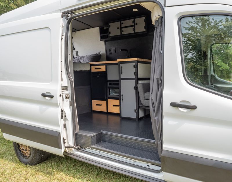 Picture 4/16 of a 2020 Ford Transit AWD Ecoboost 148 High-Roof for sale in Hot Springs National Park, Arkansas