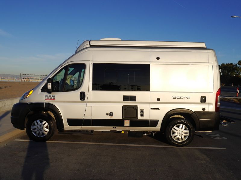 Picture 2/20 of a 2022 Thor Scope 18T Class B Van for sale in Long Beach, California