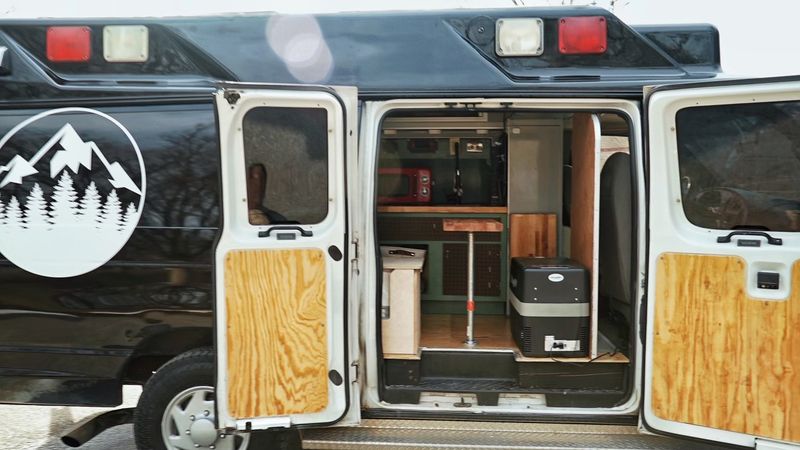 Picture 5/12 of a "Wally" - Perfect Little Camper - Ford E350 Vambulance for sale in Cincinnati, Ohio