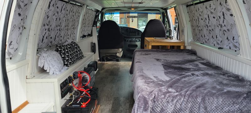 Picture 3/15 of a Converted 2007 Ford E-350 Extended Van for sale in Marina Del Rey, California