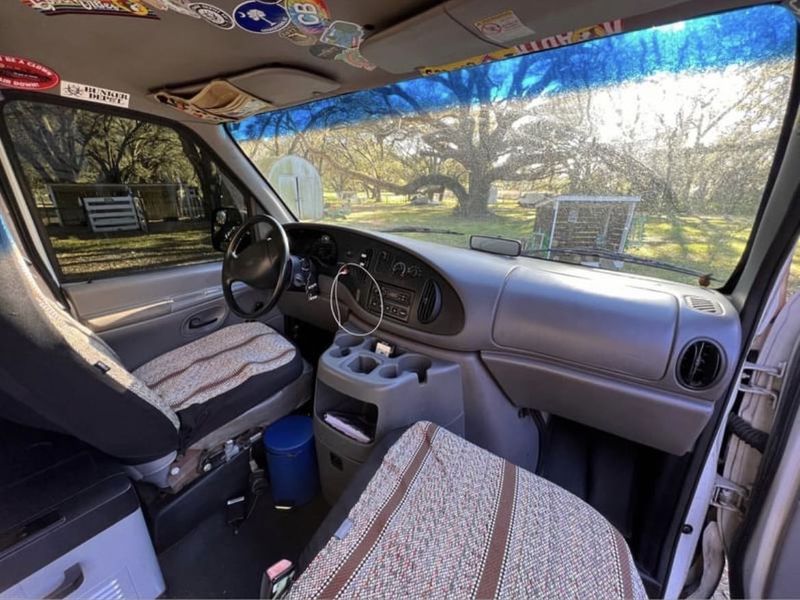 Picture 5/18 of a 1999 Ford Ecoline campervan for sale in Greenville, South Carolina