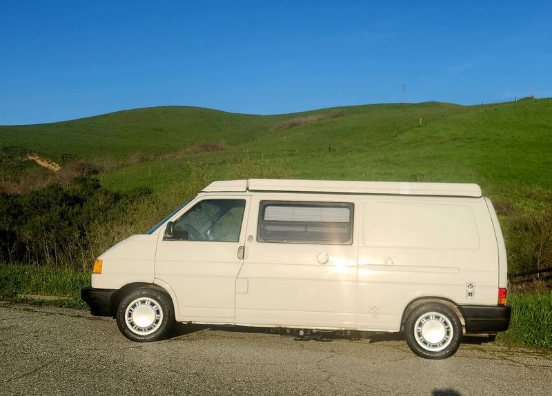Picture 5/11 of a 1995 VW WINNEBAGO EUROVAN POP TOP CAMPER for sale in Gilroy, California
