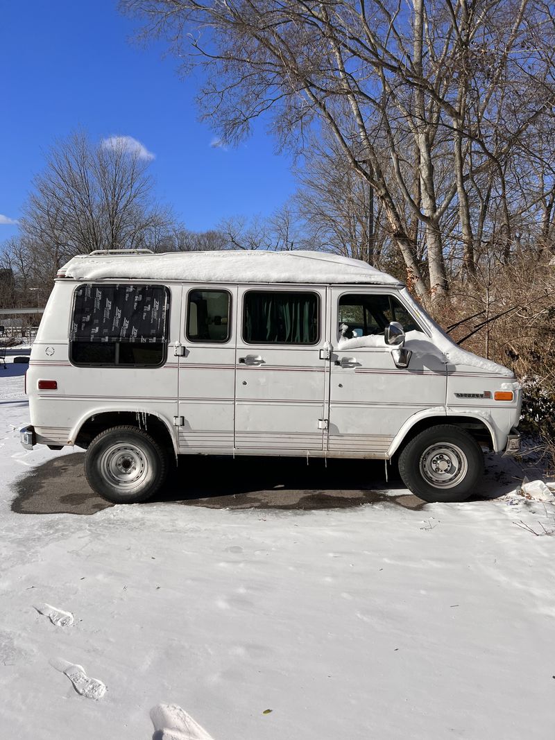 Picture 1/14 of a 1995 GMC Vandura G2500 for sale in Bowling Green, Kentucky