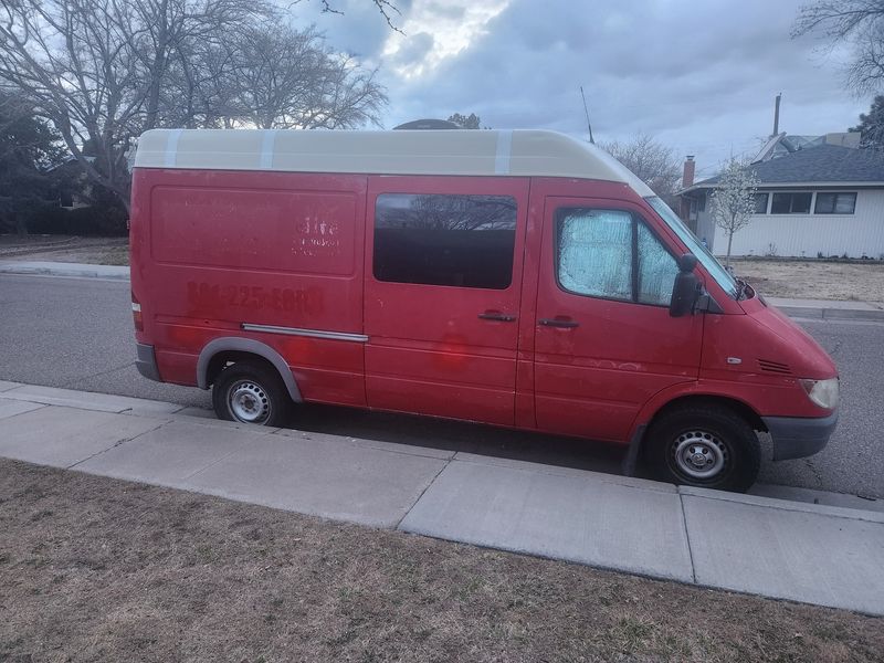 Picture 2/10 of a 2006 Dodge Sprinter 2500 T1N Conversion Van  for sale in Albuquerque, New Mexico
