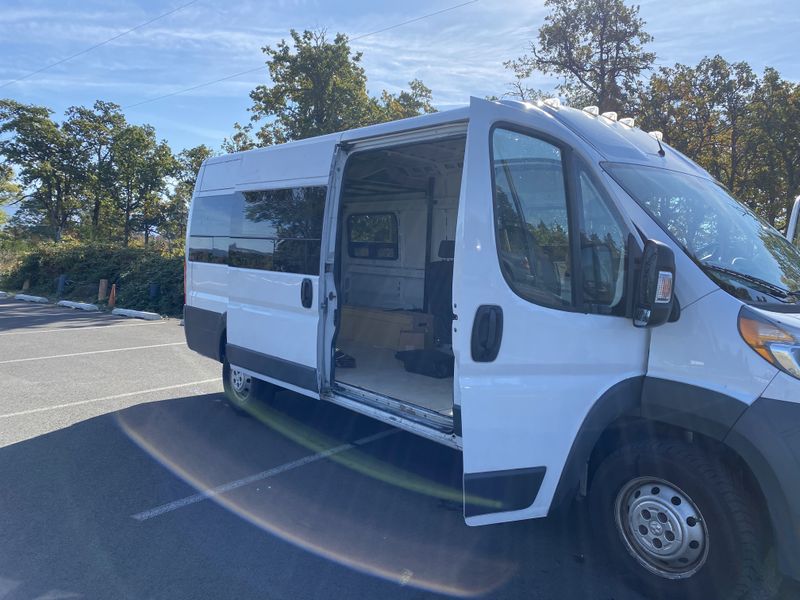 Picture 5/15 of a 2014 Dodge Promaster 3500 extended high roof for sale in Hood River, Oregon