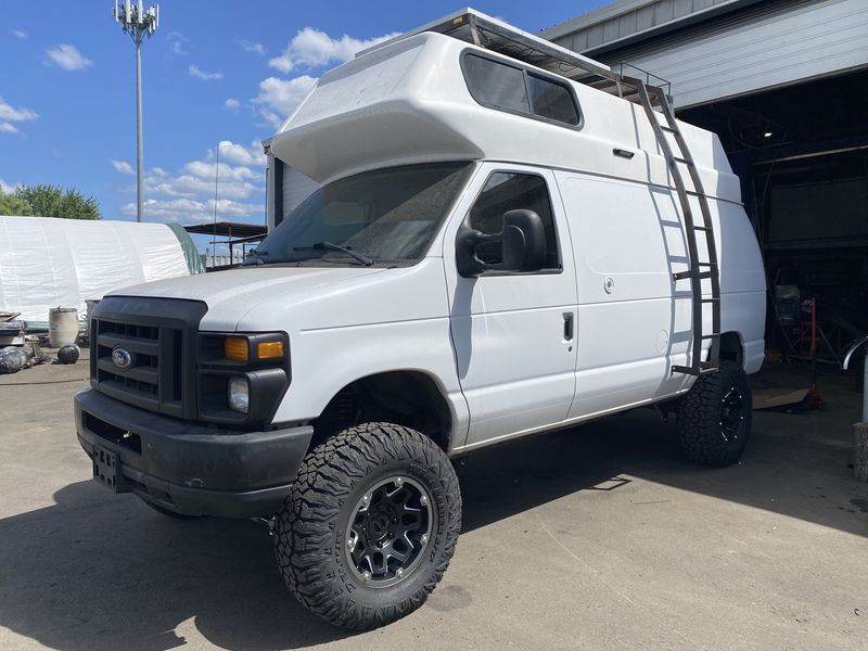 Picture 1/21 of a 2009 E-250 4X4 High Roof! for sale in Hillsboro, Oregon