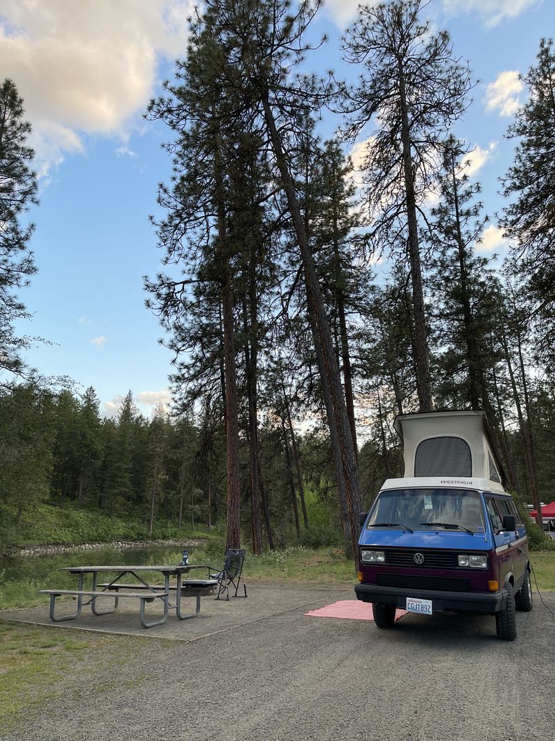 Picture 5/12 of a 1989 Volkswagen Vanagon (Westfalia) for sale in Seattle, Washington