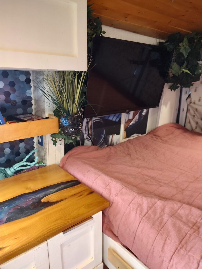 Picture 3/35 of a 2019 Custom Ford Transit Van – Adventure Awaits! for sale in Tampa, Florida