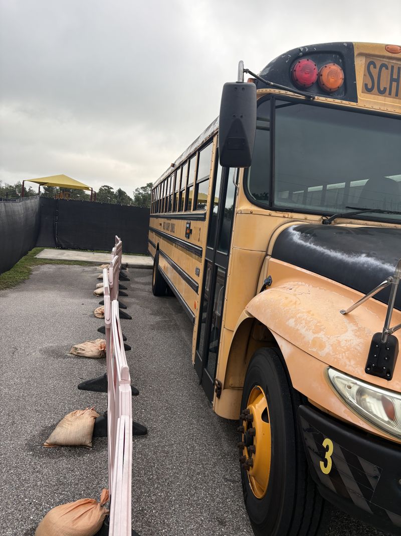 Picture 3/10 of a 2007 international for sale in Saint Cloud, Florida