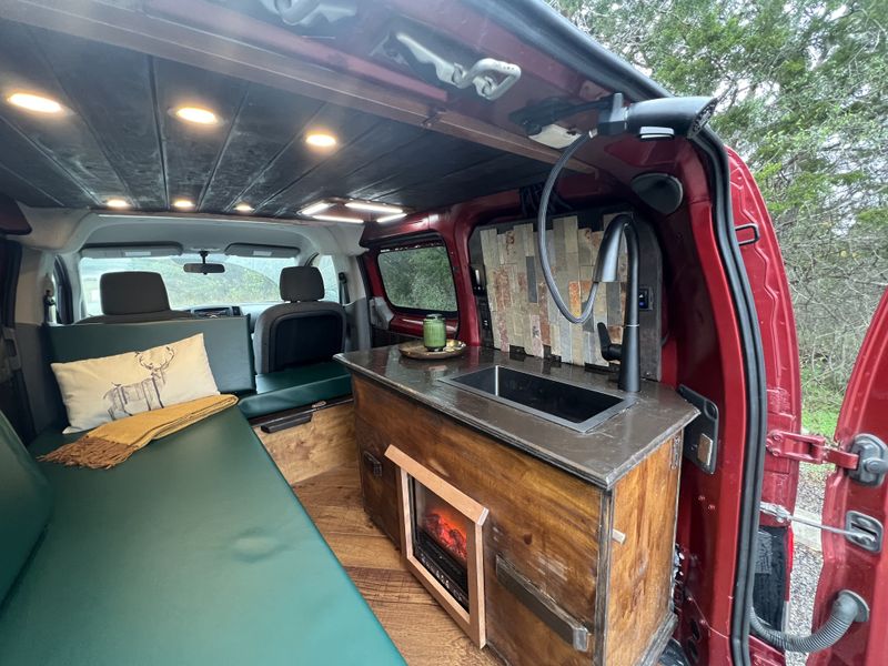 Picture 1/22 of a Forest BRAND NEW 2016 Nissan NV200 Compact for sale in Austin, Texas