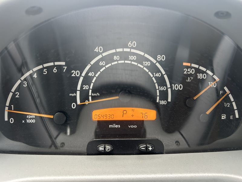Picture 2/34 of a 2004 Pleasureway 2.7 liter Diesel mercedes-Benz for sale in Houston, Texas