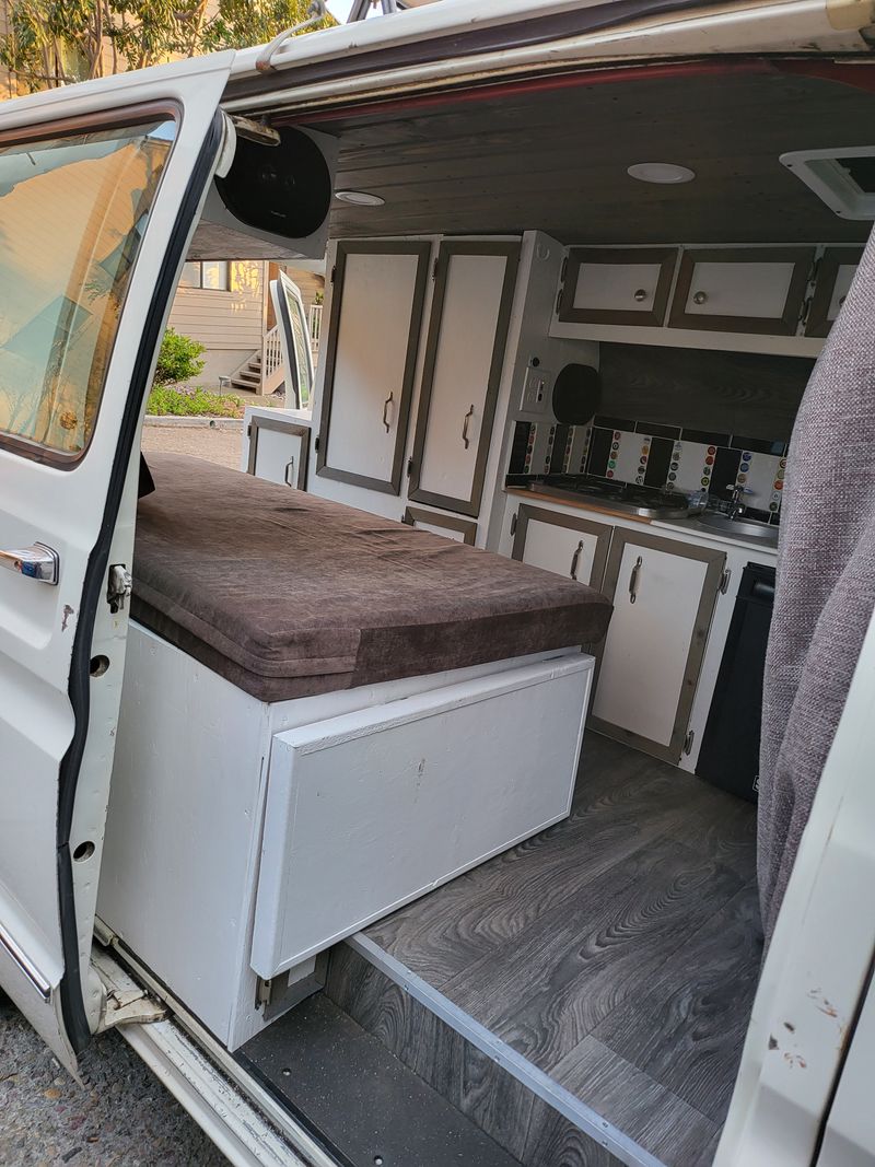 Picture 2/6 of a 1989 Ford Econoline 150 - camping conversion for sale in Yucca Valley, California