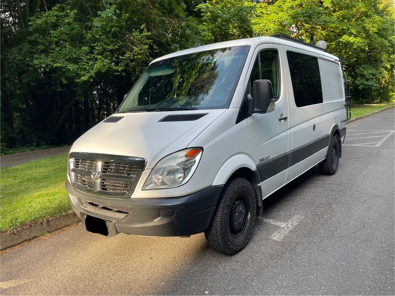 Picture 1/24 of a 2008 Dodge ( Mercedes) Sprinter Camper Van for sale in Portland, Oregon