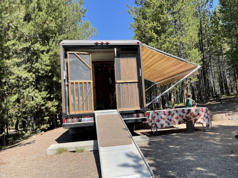 Picture 4/7 of a 1990 U-haul conversion 4x4 turbo diesel  for sale in Twin Falls, Idaho