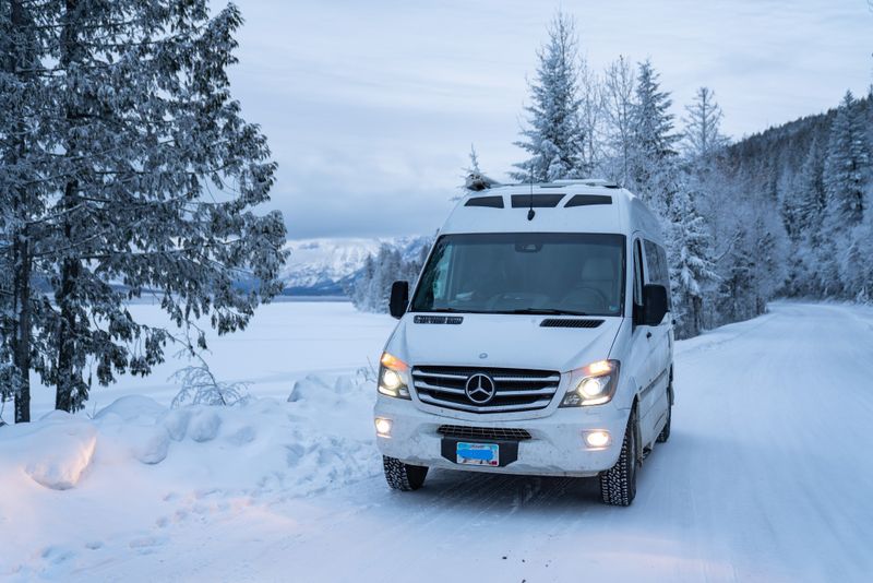 Picture 3/20 of a 2016 Roadtrek SS Agile (Mercedes Sprinter) for sale in Missoula, Montana