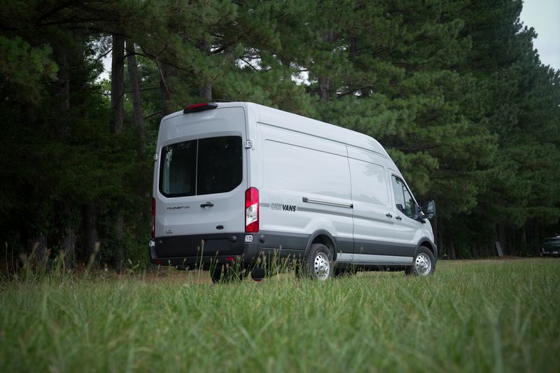 Picture 5/16 of a 2023 NEW Avalanche Gray AWD Ford Transit 250 High-Roof EXT for sale in Fayetteville, Arkansas