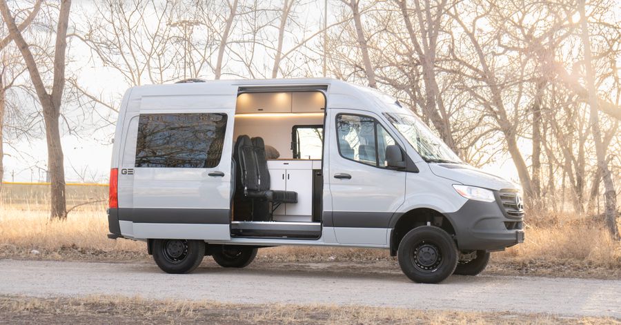 イギリスSuperfast製　 23番　フォルクスワーゲン　CAMPER イギリスSuperfast製 23番 フォルクスワーゲン CAMPER イギリス