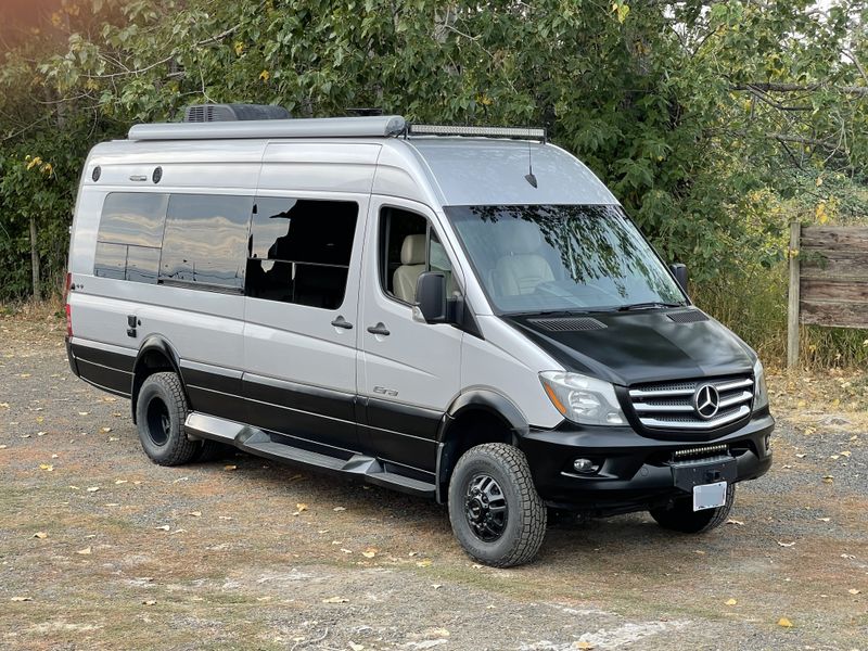 Picture 1/34 of a 2018 Winnebago ERA X Sprinter 170 EXT 4x4 for sale in Hood River, Oregon