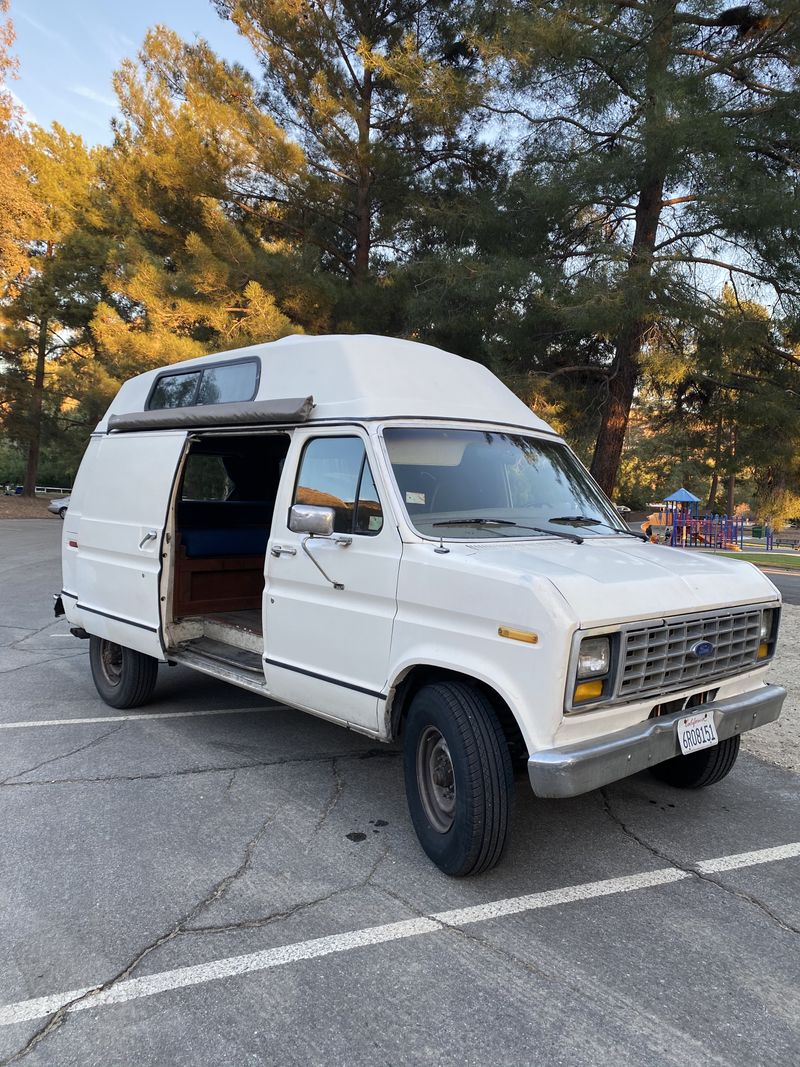 Picture 2/22 of a 1988 Ford E350 High Roof camper van for sale in Simi Valley, California