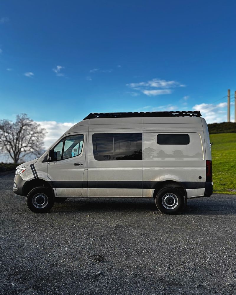 Picture 5/21 of a 2025 Mercedes-Benz Sprinter 144 AWD for sale in Hood River, Oregon