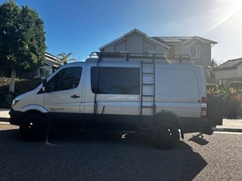 Picture 3/38 of a 2015 2WD Sprinter with Pop Top for sale in San Diego, California