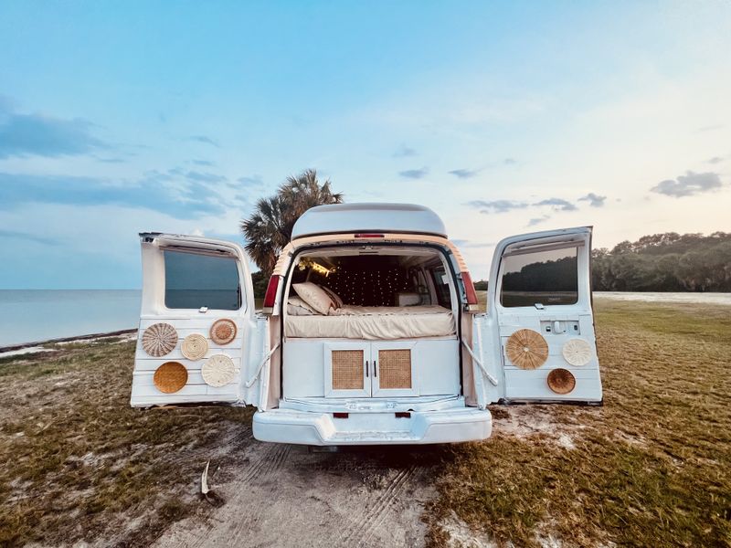 Picture 3/39 of a 🌻 🌱 Boho Dream High Top Camper Van for sale in Saint Petersburg, Florida