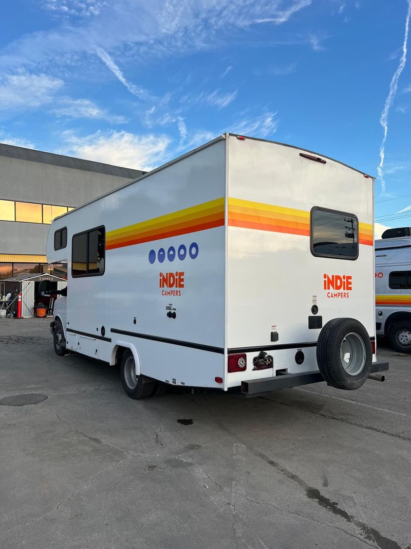 Picture 4/28 of a Gulf Stream 2024 Gulf Stream Conquest LE 6237 for sale in Las Vegas, Nevada